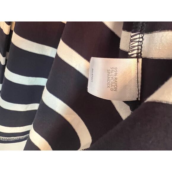 J. Jill knit Navy Blue white stripe two front pockets - size Large - Picture 5 of 6